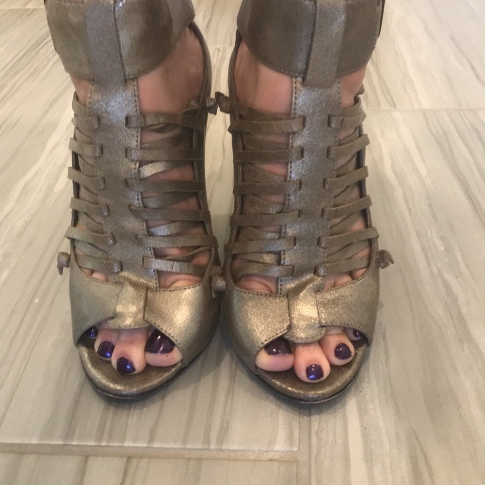 Elizabeth and James Sandals